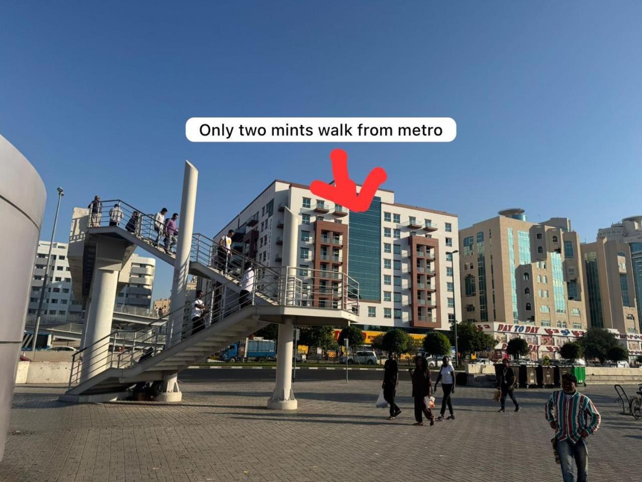 Backpackers Heaven ! 18 Beds In A 2 Bedroom Apartment In Front Of Union Metro Station Diera Dubái Exterior foto
